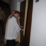 3_ebenso_das_oeffnen_und_schliessen_der_kirchentuere