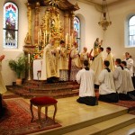 6_segensgebet_ueber_die_neugeweihten