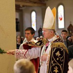 report_consecration_eglise_fellay_07