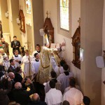 report_consecration_eglise_fellay_22