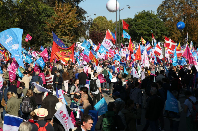 6a00d83451619c69e201bb09446435970d-800wi