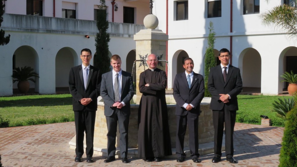 img_0001_toma_de_sotana_2