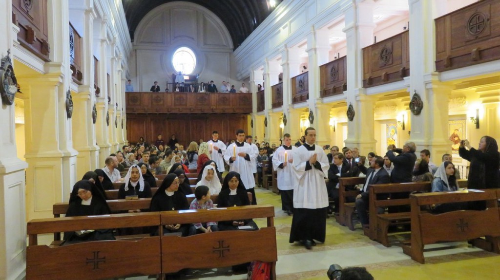 img_0012_toma_de_sotana_2