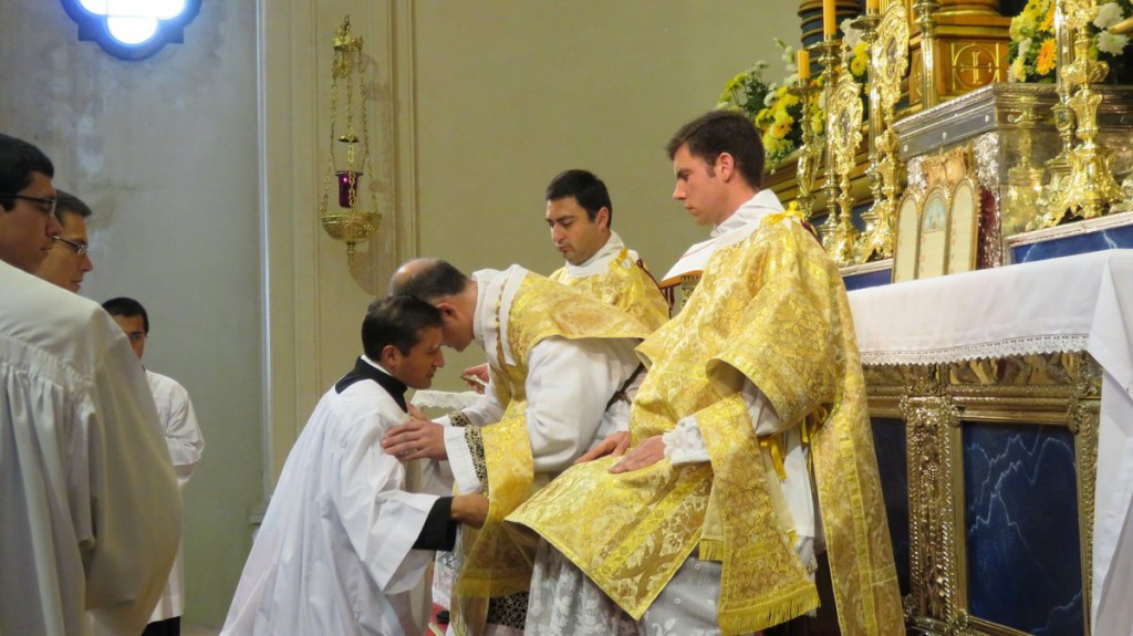 img_0016_toma_de_sotana_2