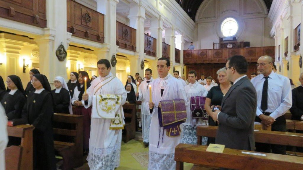 01_ordenaciones_al_diaconado_y_sacerdocio