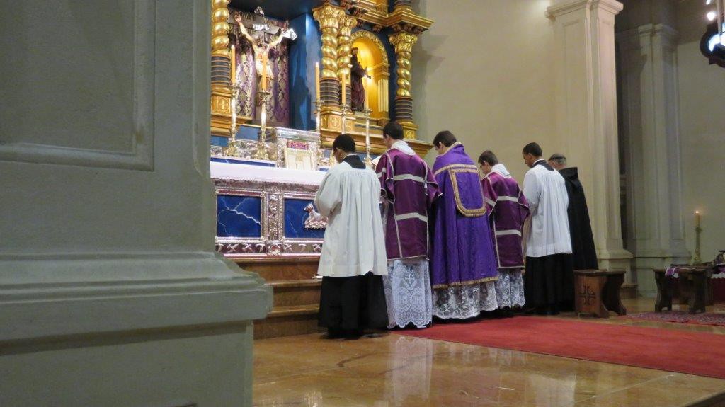 02_primera_misa_p_flavio_de_morais