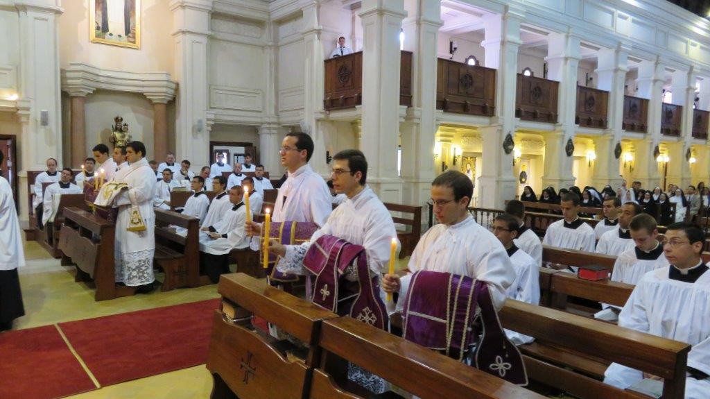 03_ordenaciones_al_diaconado_y_sacerdocio