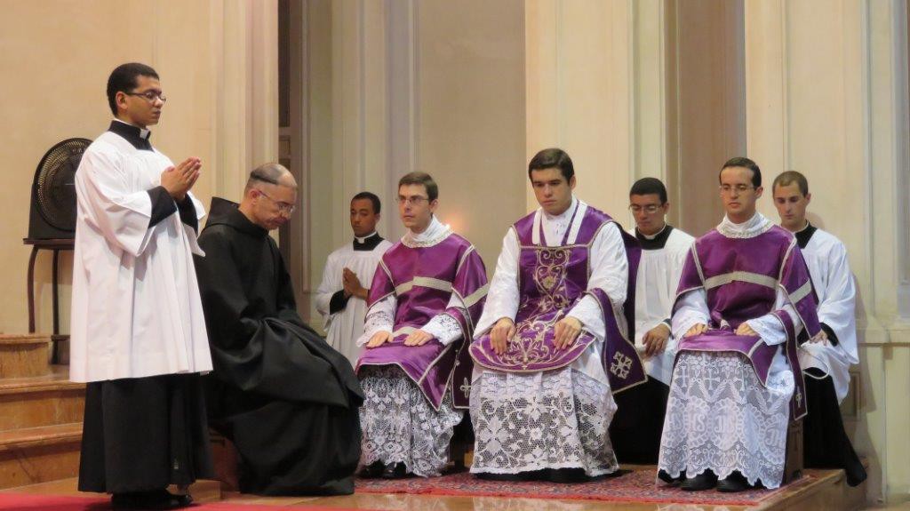 03_primera_misa_p_flavio_de_morais