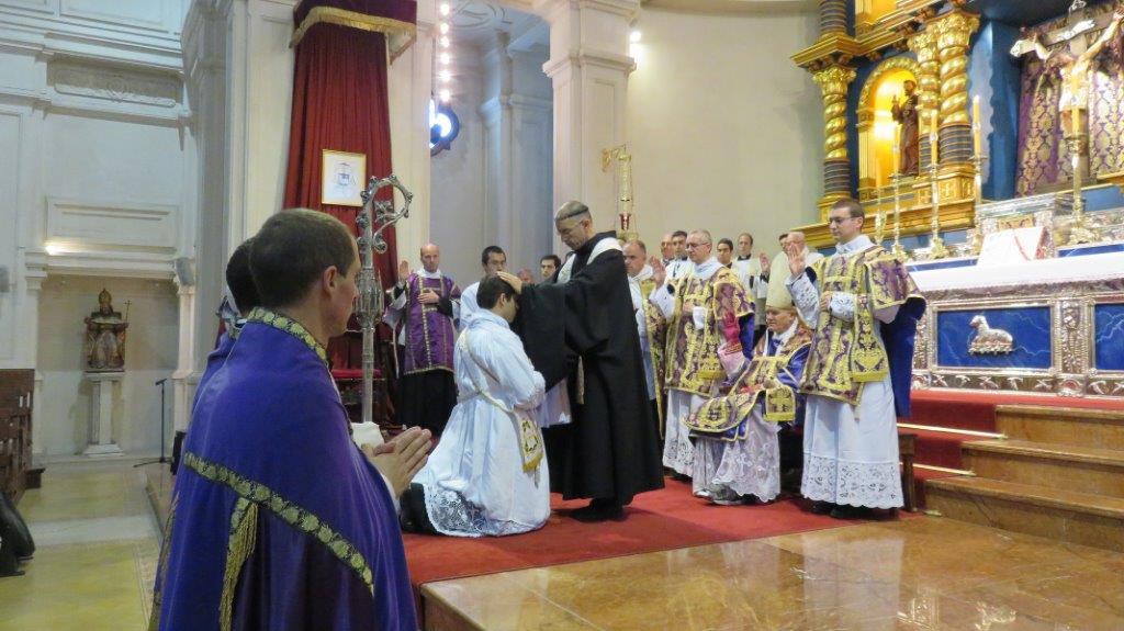 14_ordenaciones_al_diaconado_y_sacerdocio
