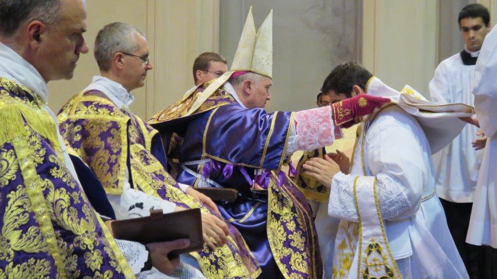 16_sacerdocio_-_entrega_de_ornamentos