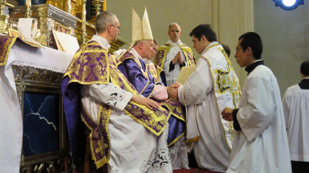 24_sacerdocio_-_promesa_de_obediencia