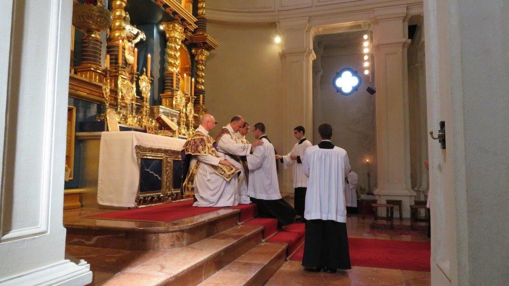 2017-03-19_primeros_votos_e_inicio_del_noviciado_hermanos_14