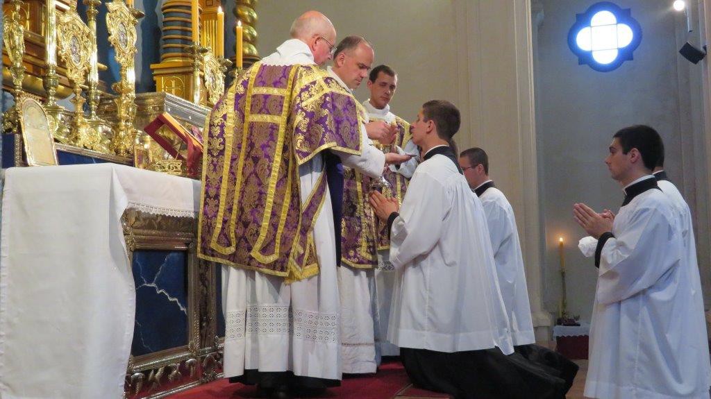 2017-03-19_primeros_votos_e_inicio_del_noviciado_hermanos_15