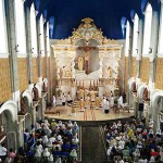 consecration_eglise_iloilo_fellay_170513_01H