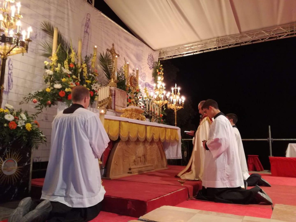 20933931_1075132115950144_4027750237642088081_o