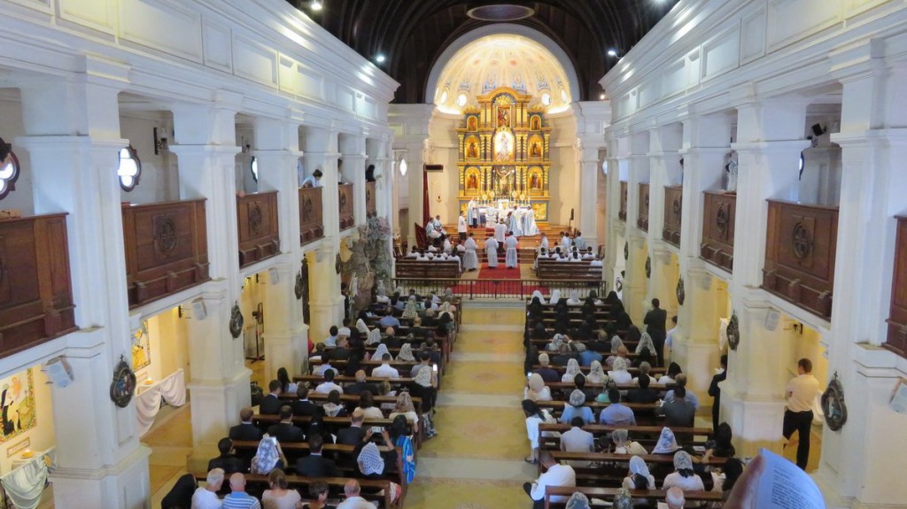06_ordenaciones_al_diaconado_y_sacerdocio
