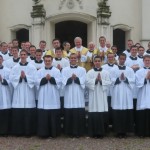 21_prise_de_soutane_la_reja_fsspx