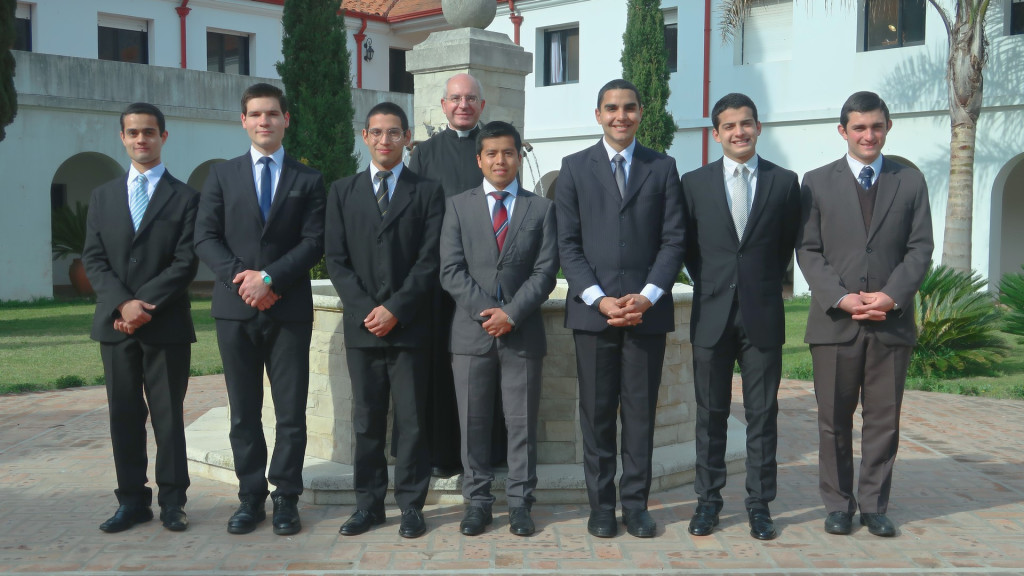 toma_de_sotanas_2019_0001