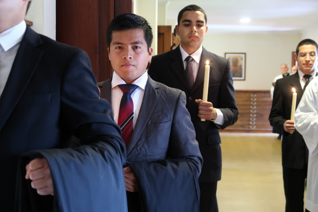 toma_de_sotanas_2019_0002