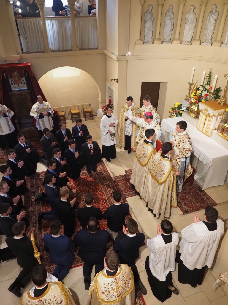 2021-02-02-Flavigny-Prises-de-soutanes-11