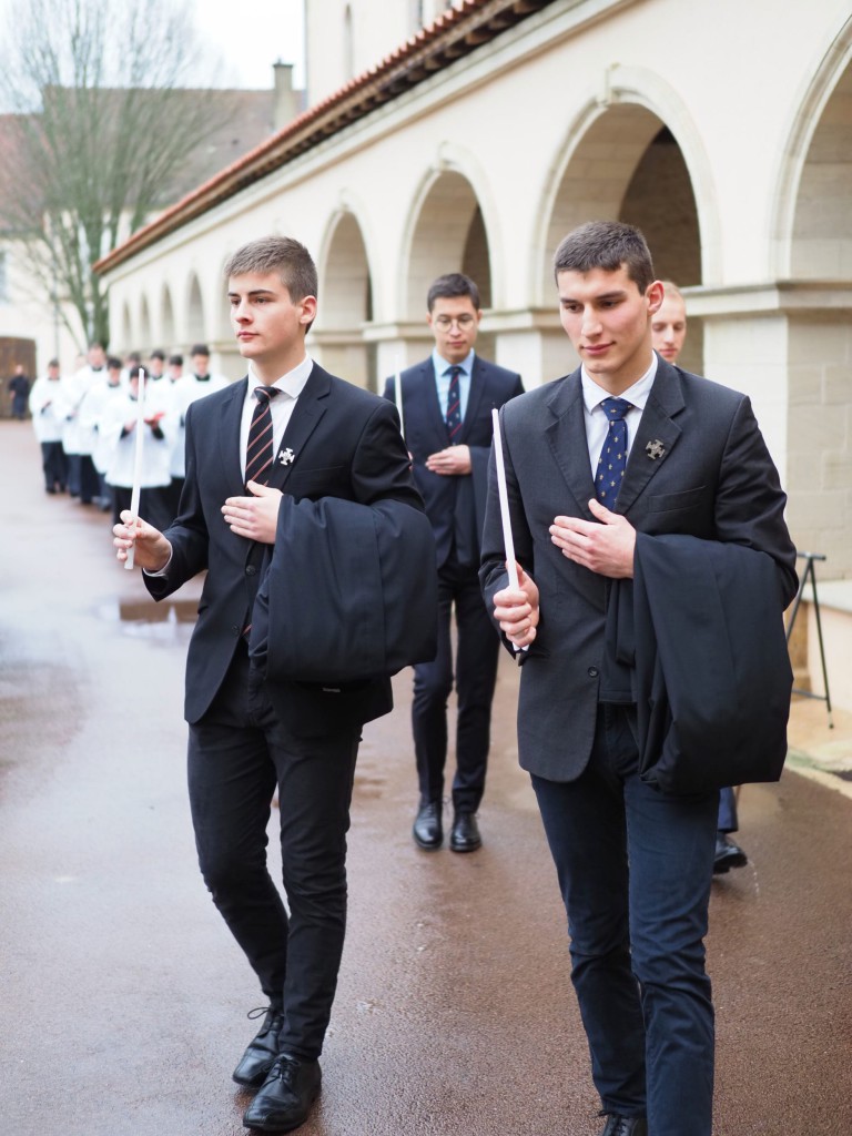 2021-02-02-Flavigny-Prises-de-soutanes-4