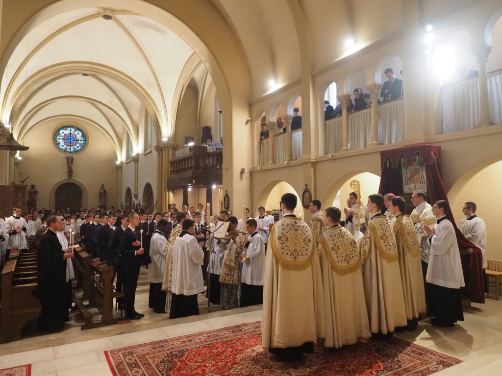 2021-02-02-Flavigny-Prises-de-soutanes-7