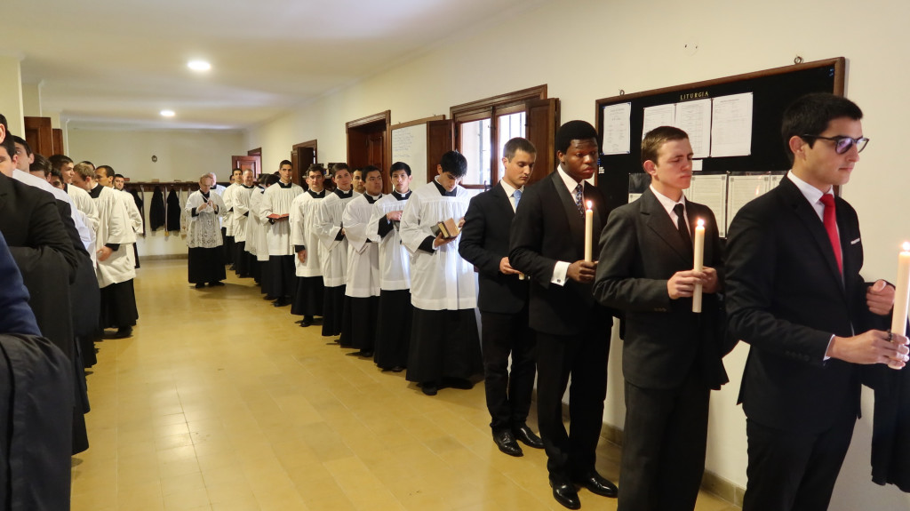 toma_de_sotana_2022_03