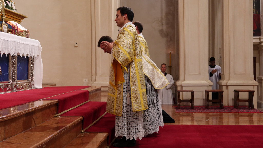 toma_de_sotana_2022_07