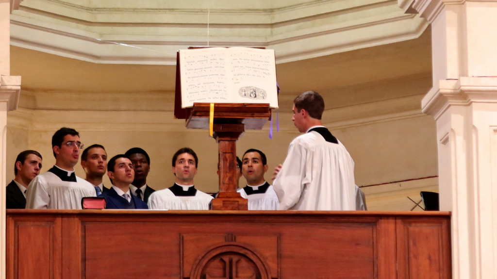 toma_de_sotana_2022_12